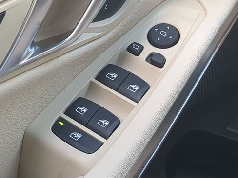 New 2026 BMW 330i 330i w/ Convenience Package image 23