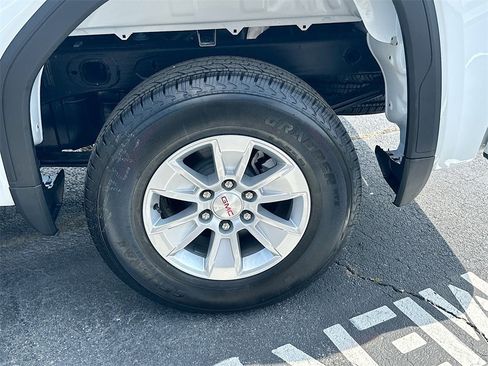 New 2024 GMC Sierra 1500 Pro w/ Pro Value Package image 23