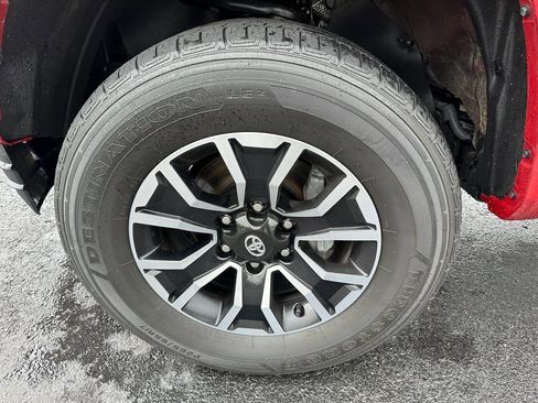 Used 2023 Toyota Tacoma TRD Sport image 32