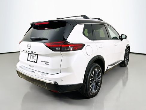 Used 2025 Nissan Rogue Platinum w/ Platinum Premium Package AWD/4WD image 5
