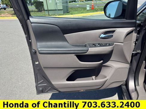 Used 2016 Honda Odyssey EX image 21