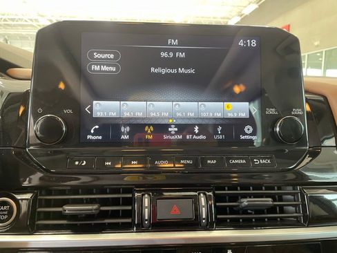Certified 2023 Nissan Pathfinder Platinum w/ Cargo Package AWD/4WD image 17