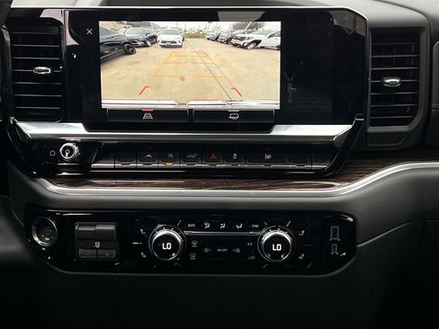 New 2026 GMC Sierra 1500 Elevation image 18