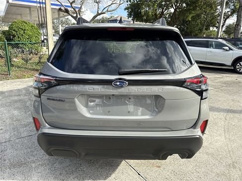 Certified 2025 Subaru Forester Premium image 24