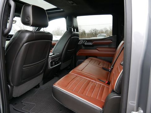 Used 2023 GMC Sierra 1500 Denali Ultimate AWD/4WD image 16