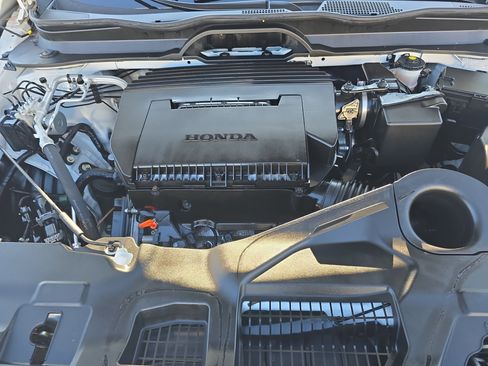 Used 2025 Honda Pilot EX-L image 29