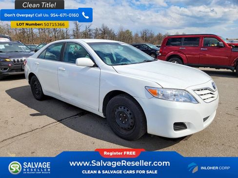 Used 2011 Toyota Camry LE FWD image 5
