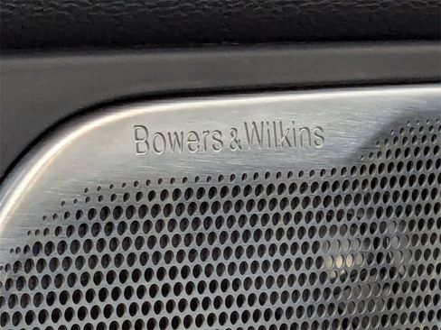 Used 2021 Volvo XC60 T8 R-Design w/ Advanced Package image 30