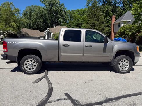 Used 2013 GMC Sierra 2500 SLT AWD/4WD image 8