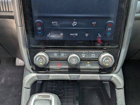Used 2024 Ford Ranger XLT w/ Equipment Group 301A High RWD image 21
