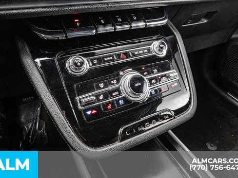 Used 2022 Lincoln Corsair AWD w/ Equipment Group 101A image 45
