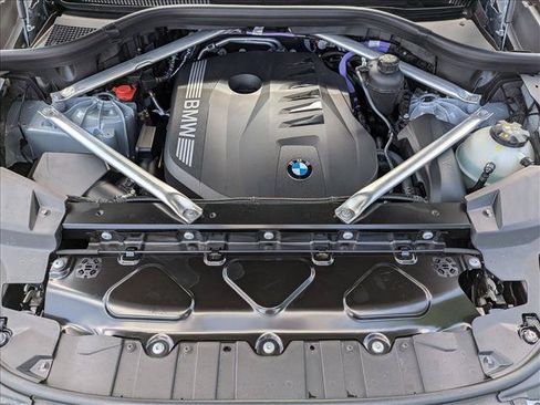 Used 2026 BMW X5 sDrive40i w/ M Sport Package RWD image 24