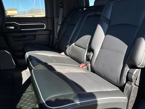 Used 2026 RAM 2500 Laramie AWD/4WD image 21
