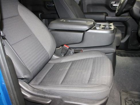 Used 2023 Chevrolet Silverado 1500 Custom image 25