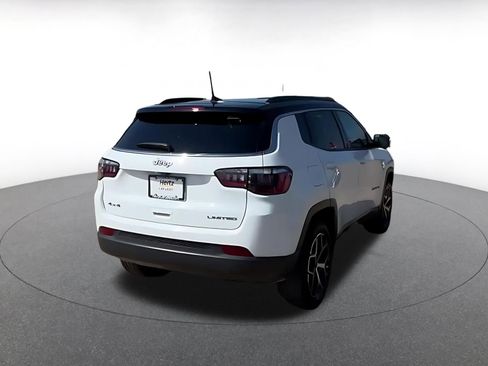 Used 2025 Jeep Compass Limited AWD/4WD image 14