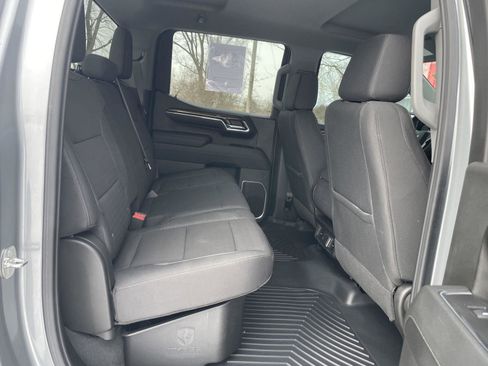 Used 2024 Chevrolet Silverado 1500 LT image 22
