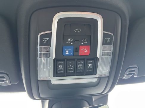 Used 2021 RAM 1500 Limited image 36