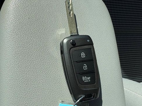 Used 2022 Hyundai Kona SE FWD image 22