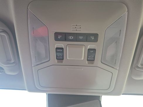 Used 2019 Toyota RAV4 Adventure image 35