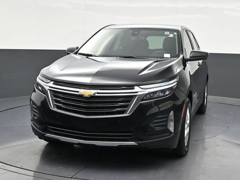 Used 2023 Chevrolet Equinox LT FWD image 9