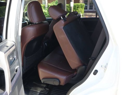 Used 2018 Toyota 4Runner Limited AWD/4WD image 43