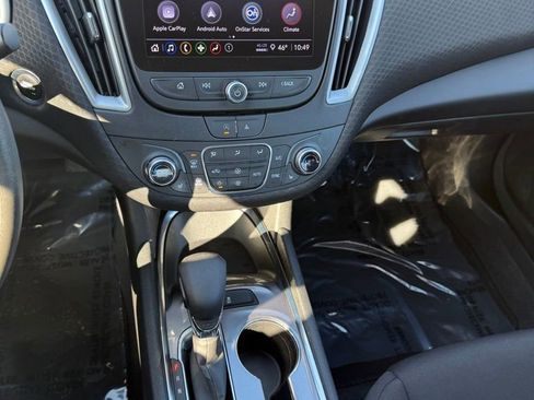 Used 2023 Chevrolet Malibu LT FWD image 9