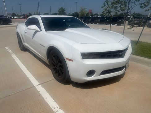 Used 2013 Chevrolet Camaro LS RWD image 4