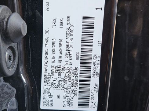 Used 2024 Toyota Tundra SR5 w/ SR5 Convenience Package AWD/4WD image 37