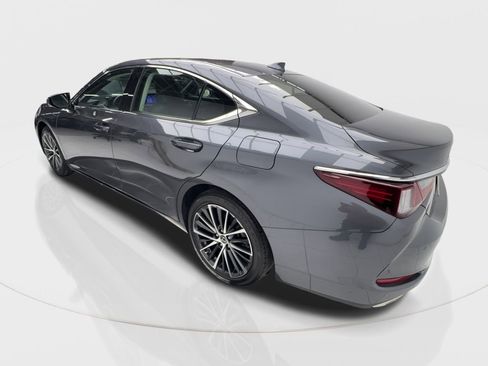 Used 2023 Lexus ES 350 w/ Premium Package FWD image 10