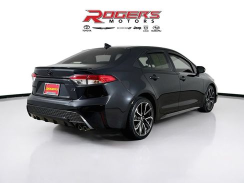 Certified 2022 Toyota Corolla SE w/ SE Premium Package FWD image 13
