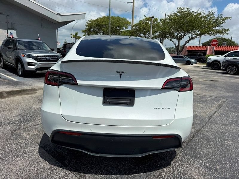 Used 2021 Tesla Model Y Long Range AWD/4WD image 6