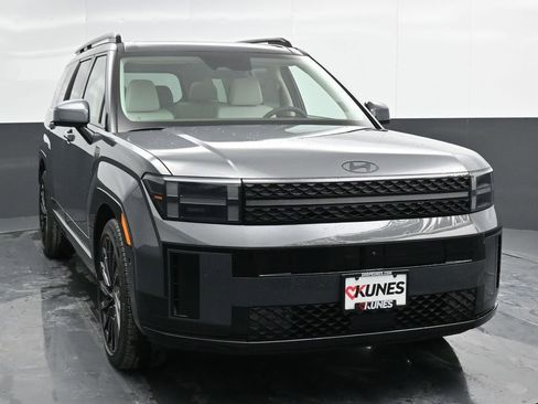 Used 2025 Hyundai Santa Fe Calligraphy image 5