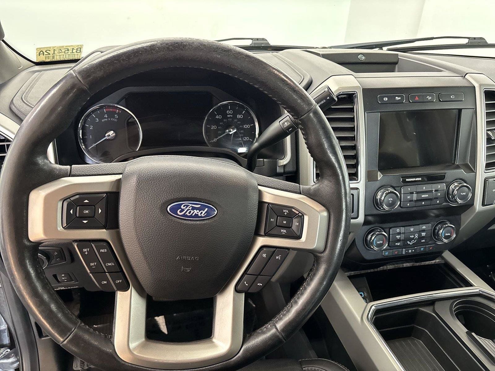 Used 2019 Ford F350 Lariat AWD/4WD image 10