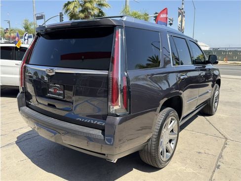 Used 2017 Cadillac Escalade Premium Luxury AWD/4WD image 63