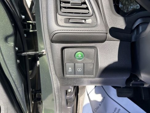 Used 2016 Honda HR-V LX image 15