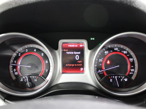 Used 2018 Dodge Journey SE w/ Blacktop Package FWD image 13