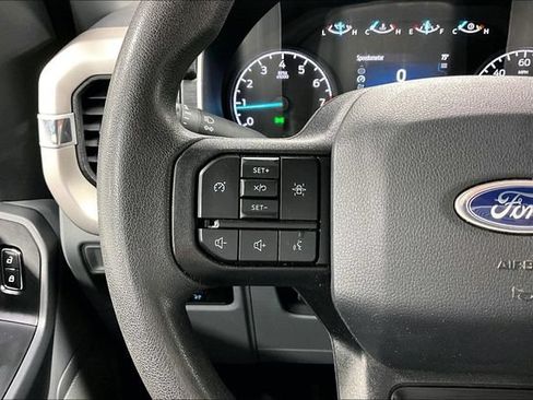 Used 2021 Ford F150 XLT AWD/4WD image 12