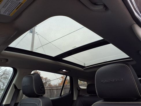 Used 2019 GMC Terrain Denali w/ Driver Alert Package II image 28