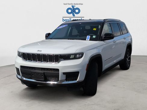 Used 2024 Jeep Grand Cherokee L Laredo w/ Luxury Tech Group I image 3