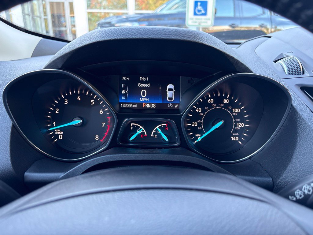 Used 2017 Ford Escape Titanium w/ Canadian Touring Package AWD/4WD image 27