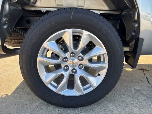 New 2026 Chevrolet Silverado 1500 Custom image 13