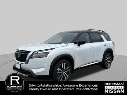 Used 2025 Nissan Pathfinder Platinum w/ Cargo Package