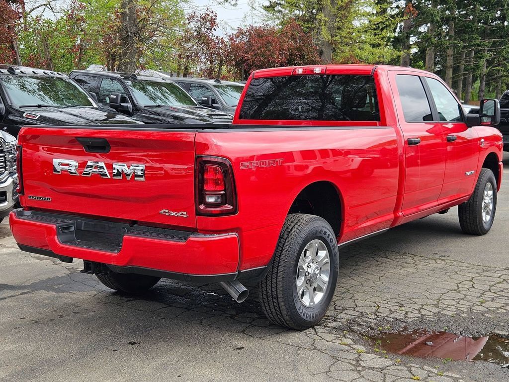 New 2026 RAM 3500 Big Horn AWD/4WD image 7