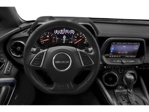 Used 2020 Chevrolet Camaro SS RWD image 10