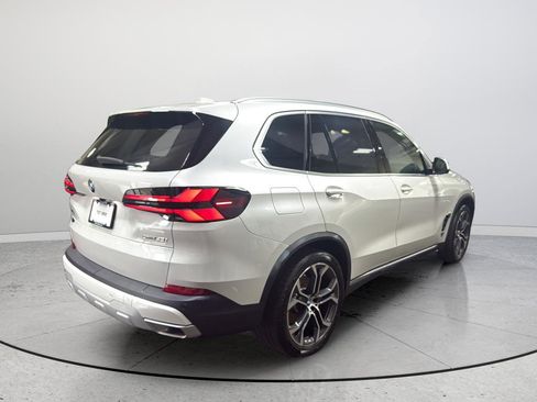 Used 2024 BMW X5 sDrive40i w/ Premium Package RWD image 7