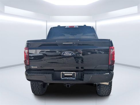 Used 2024 Ford F150 XLT image 5