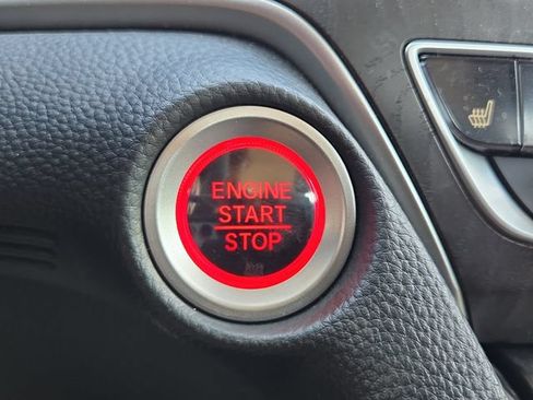 Used 2020 Honda Accord EX image 10