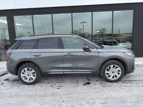 New 2026 Lincoln Corsair Premiere image 2