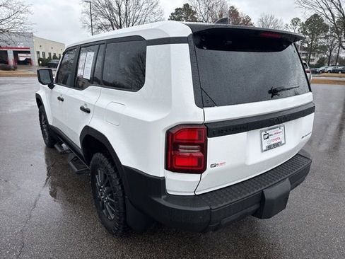 Used 2024 Toyota Land Cruiser 1958 image 3