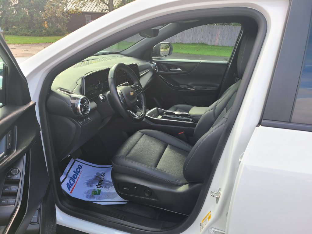 Used 2025 Chevrolet Equinox LT w/ Convenience Package II AWD/4WD image 21